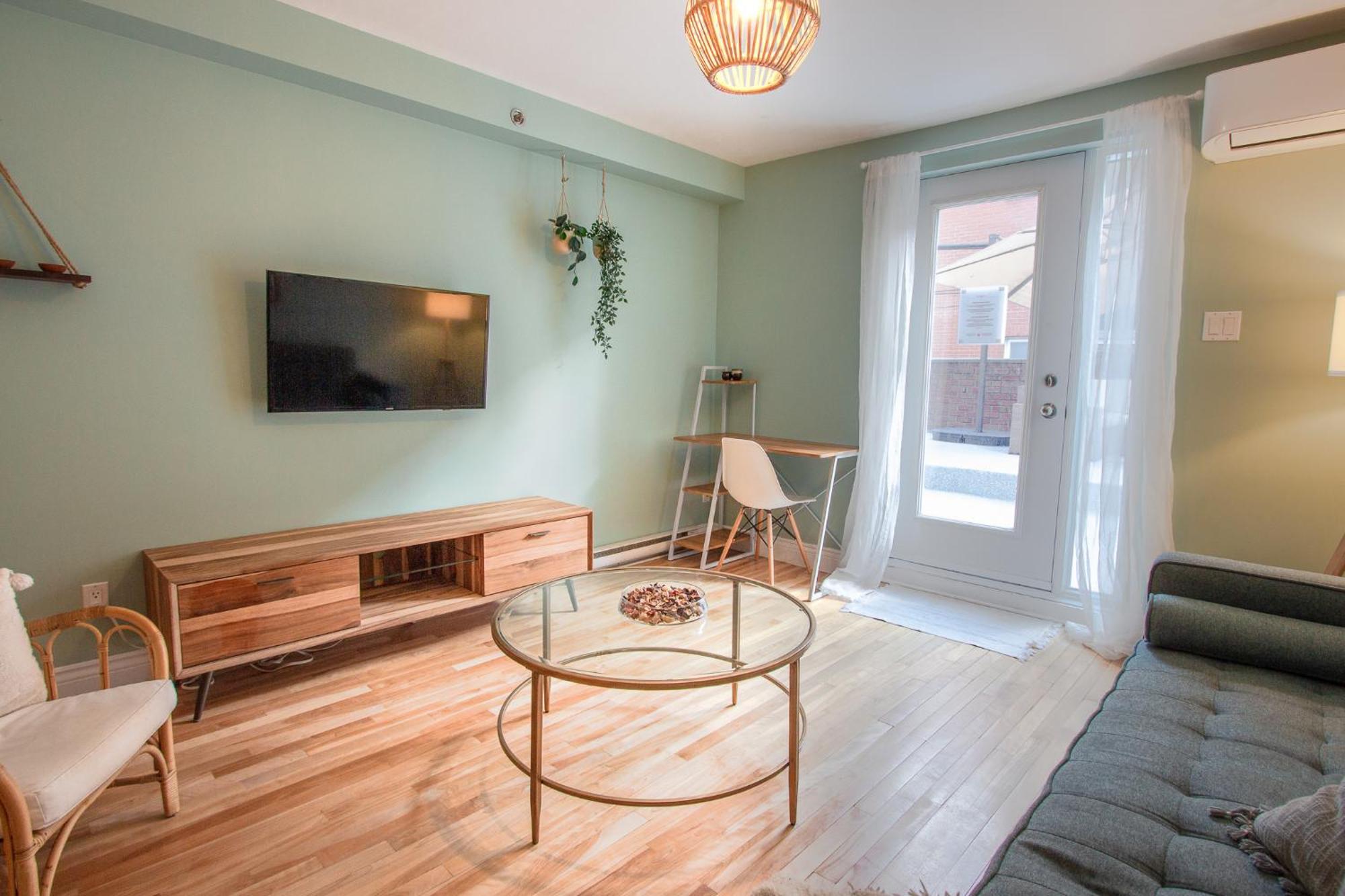 Bohemian - Selfcheckin - Rooftop - Terraces - St-Denis Apartment Montreal Exterior photo